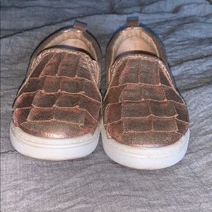 Toddler slip on flats